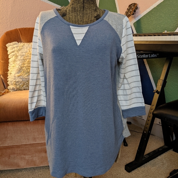 PINK CLOVER Rachelyn Raglan Knit Top - Picture 3 of 8